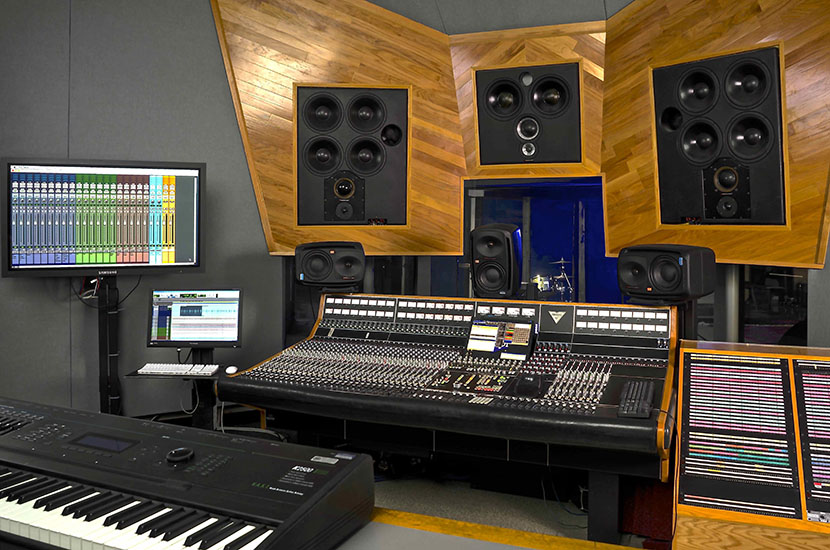 MTSU Department of Recording Industry Becomes First All-PhantomFocus™-Equipped University Program