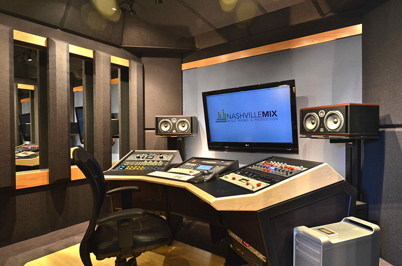 NashvilleMix Opens New Facility with Carl Tatz Design MixRoom™ Concept
